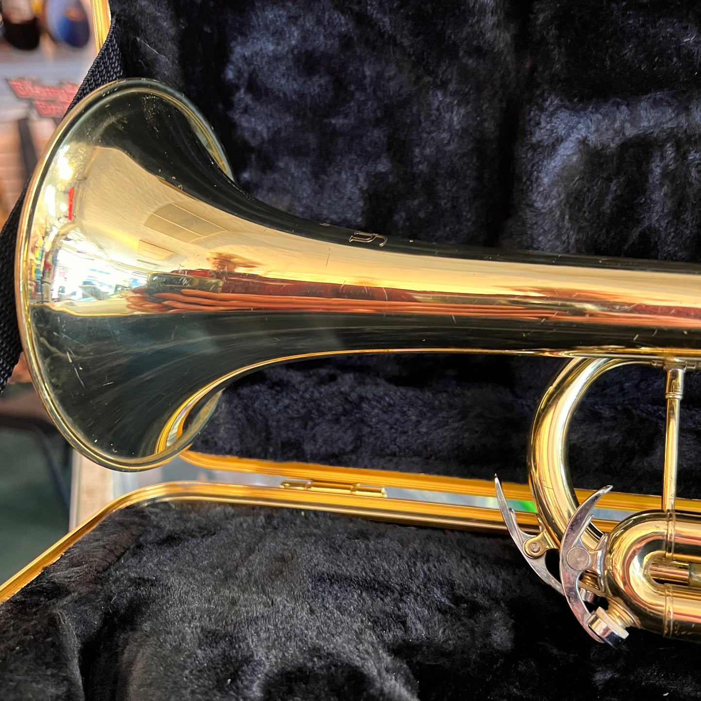 Bach TR300H2 Trumpet (used)