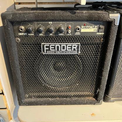 Fender Rumble 15 Bass Practice Amp (used)