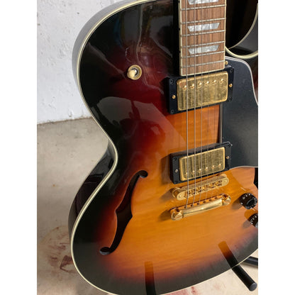 Gibson ES-137 Semi-Hollow Body Guitar Excellent w/HSC Tri-burst 2003