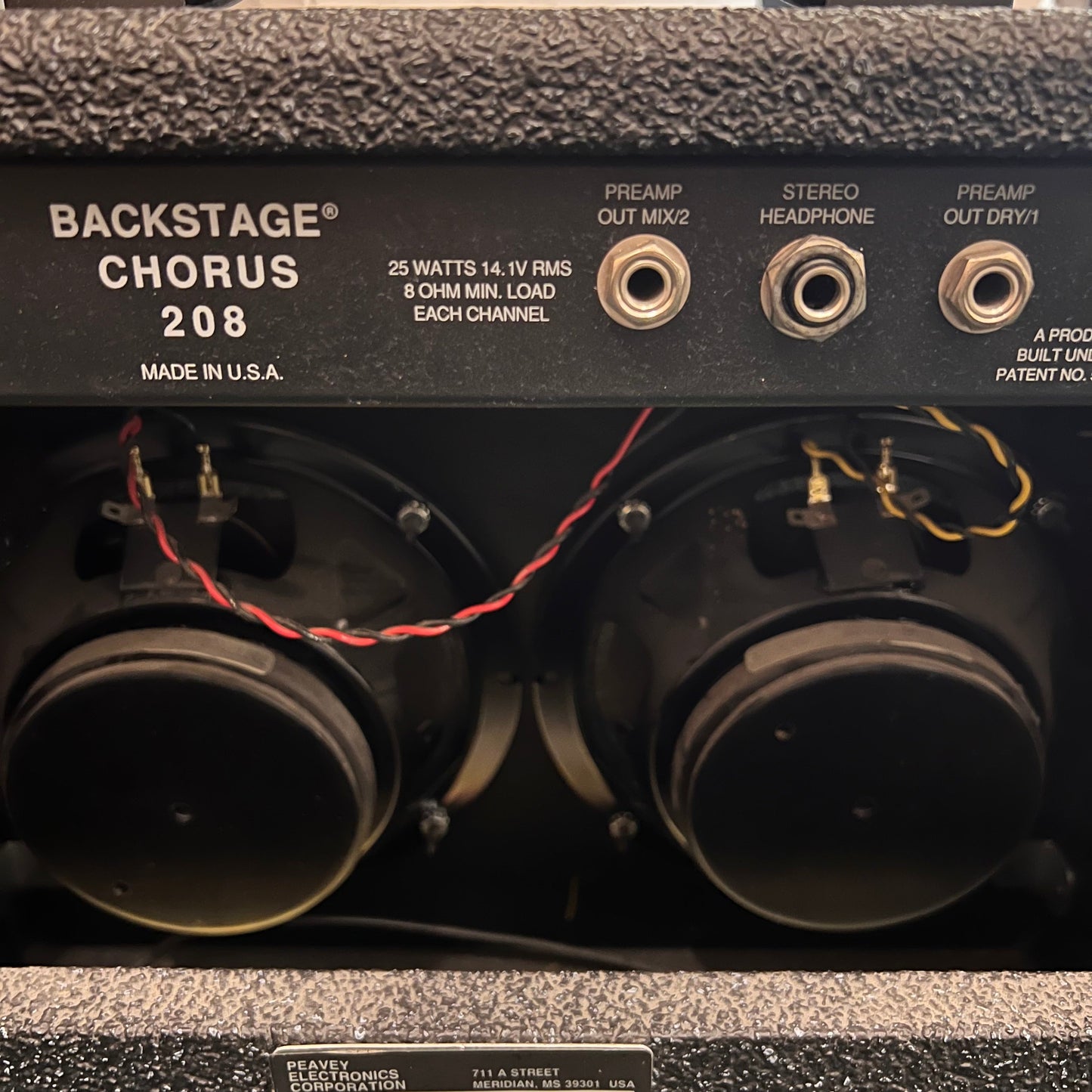 Peavey Backstage Chorus 208 2x8 50 watts Guitar Combo Amp (used)