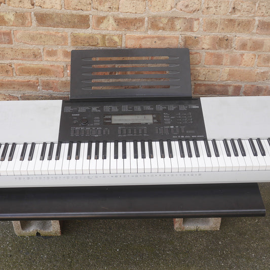 Casio WK-220 76-key keyboard used