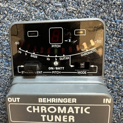Behringer Chromatic Pedal Tuner TU300 used