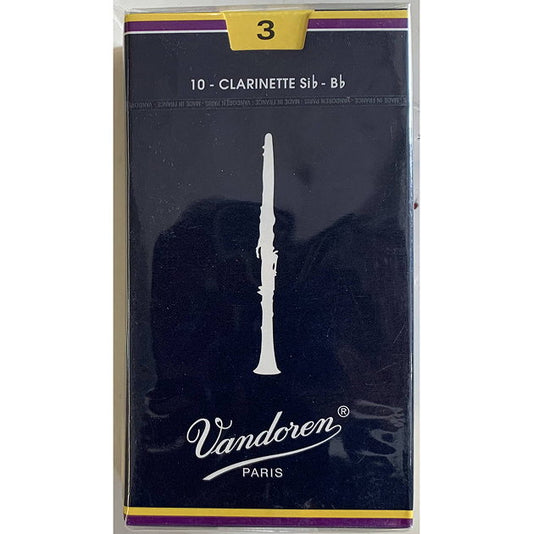 Vandoren Clarinet Reeds Strength 3, Box of 10