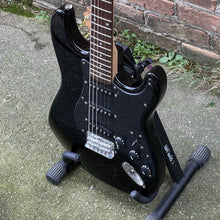 Load image into Gallery viewer, Squier by Fender Educational Series Strat Black
