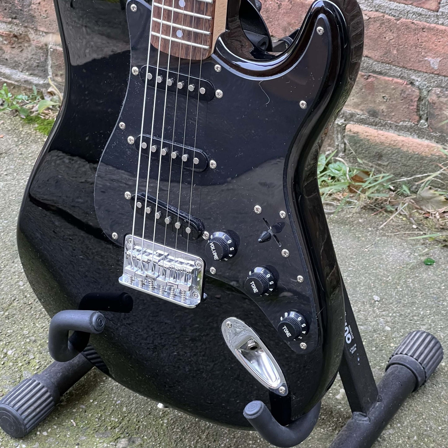 Squier by Fender Educational Series Strat Black
